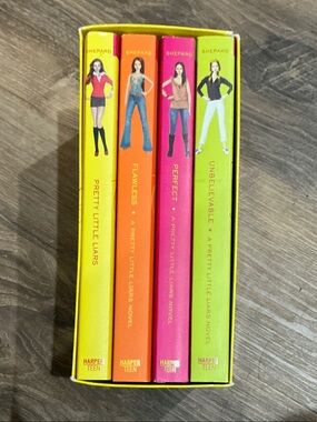 Pretty Little Liars 4-Book Boxed Set 1-4